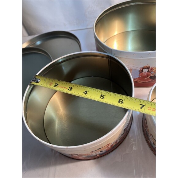 Christmas Design tins, lot of 3, Nesting tins, all the same pattern - Picture 6 of 8